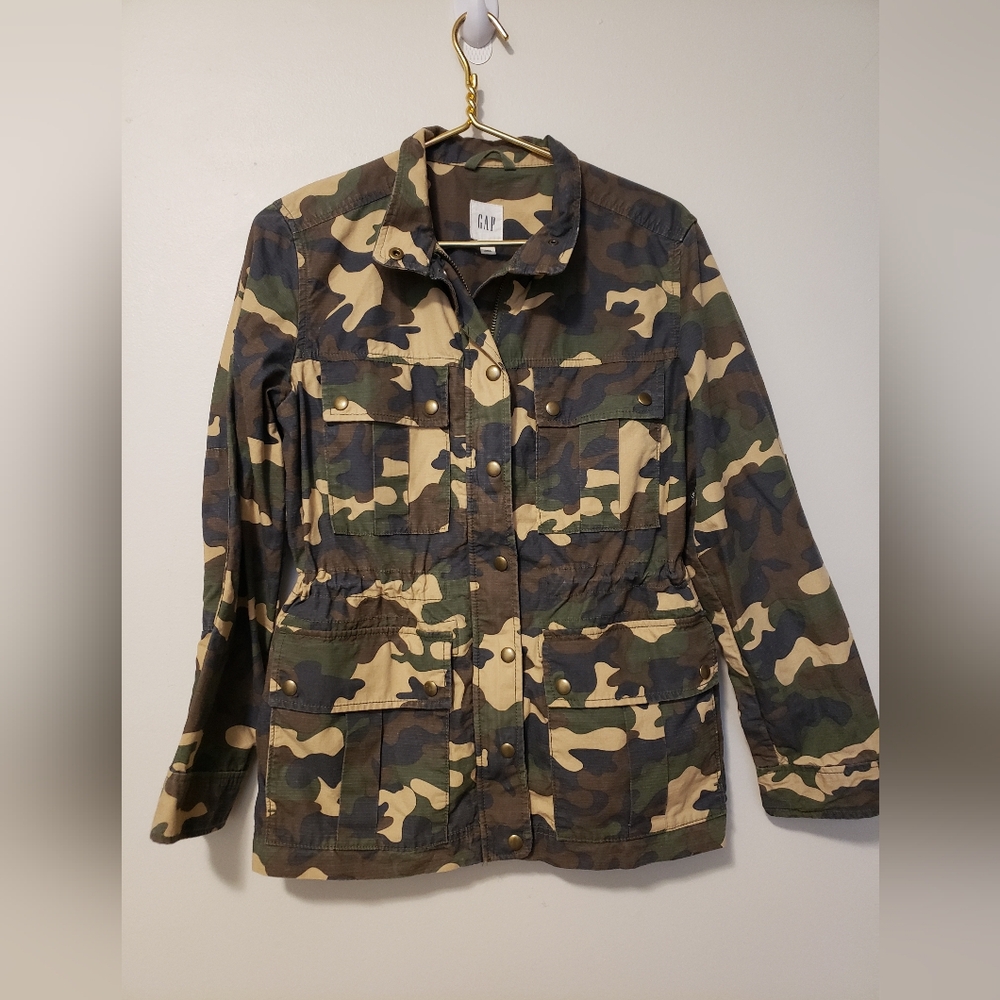 GAP Camouflage Utility Jacket small